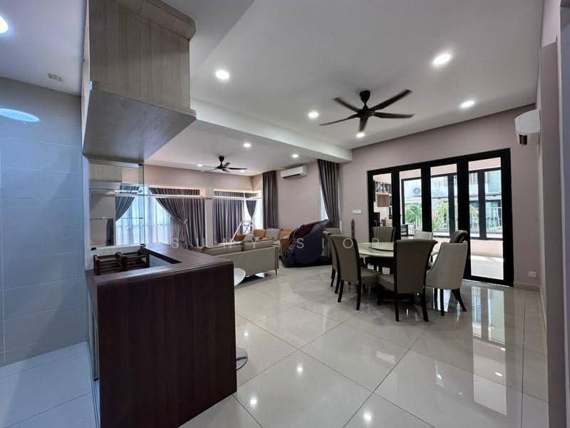 Semi-Detached House for Rent in Taman Nusa Idaman (Iskandar Puteri (Nusajaya)) - Suny Sior - Living Room - PropertyGuru.com.my