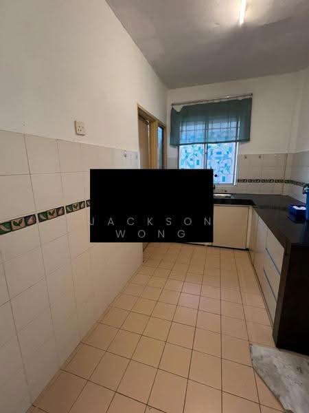 Pangsapuri untuk Disewa di Pangsapuri Carmila - Jackson Wong - Kitchen - PropertyGuru.com.my