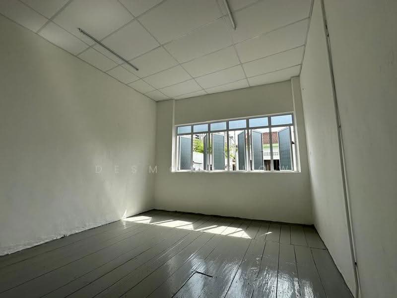 Shop / Office for Rent in Lorong Madras (George Town) - Desmond Low - PropertyGuru.com.my