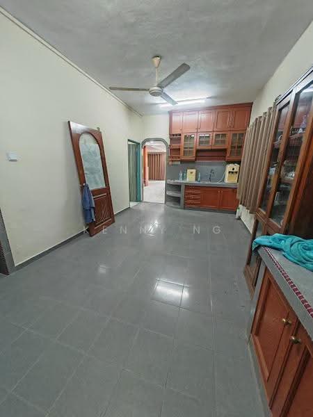 2-storey Terraced House for Sale in Telok Panglima Garang (Selangor) - Kenny Ng - Kitchen - PropertyGuru.com.my