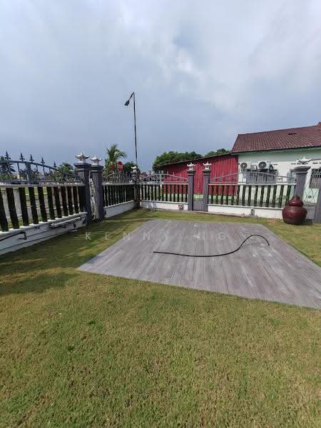 2-storey Terraced House for Sale in Telok Panglima Garang (Selangor) - Kenny Ng - Exterior - PropertyGuru.com.my