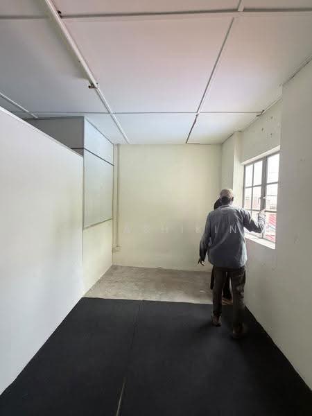 Shop / Office untuk Dijual di Seremban (Negeri Sembilan) - Norashikin Mohamed - Interior - PropertyGuru.com.my