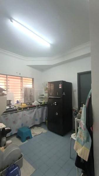 Townhouse for Sale in Pandan Indah (Selangor) - Olivia Ng - Kitchen - PropertyGuru.com.my
