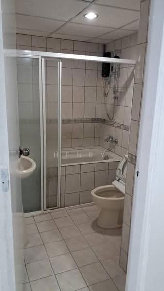 Condominium for Rent at Mont Kiara Bayu - Henry Lee - Bathroom - PropertyGuru.com.my
