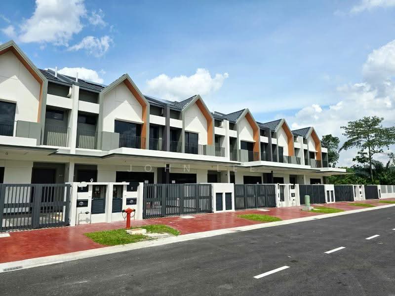 Terraced House for Sale in Bandar Kinrara Seksyen 1 (Bandar Kinrara) - John Lee - Exterior - PropertyGuru.com.my