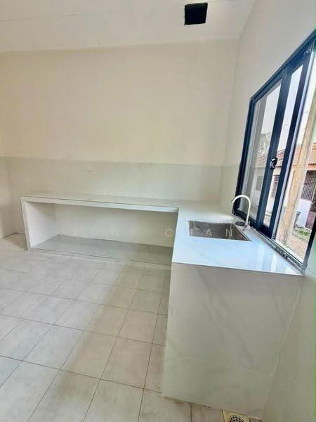 Rumah Teres 1-Tingkat untuk Dijual di Bandar Putra Kulai (Kulai) - Eddy Chan - Kitchen - PropertyGuru.com.my