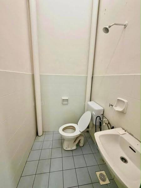 Rumah Teres 1-Tingkat untuk Dijual di Bandar Putra Kulai (Kulai) - Eddy Chan - Bathroom - PropertyGuru.com.my