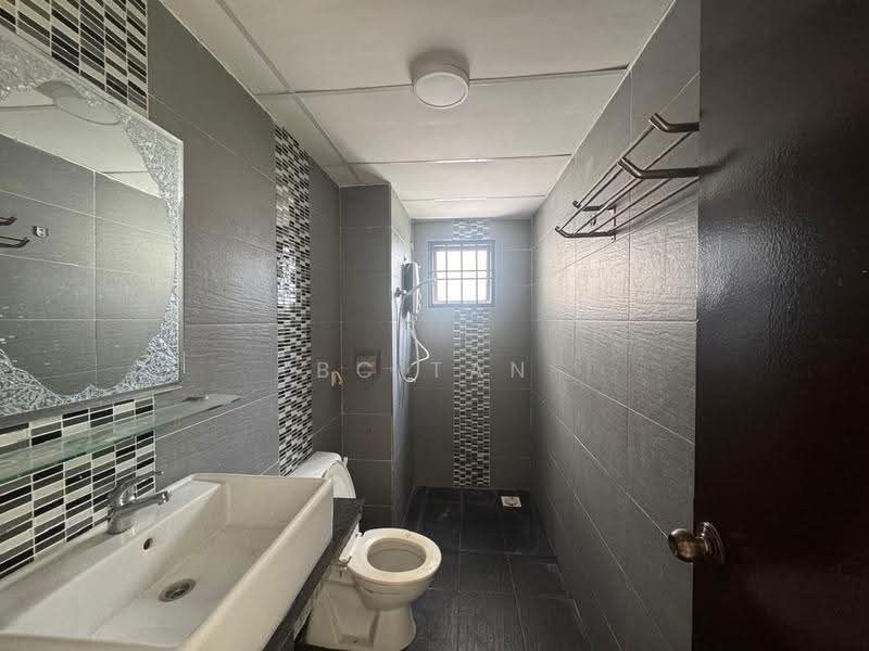 Condominium for Sale at Sri Putramas - BC TAN - Bathroom - PropertyGuru.com.my