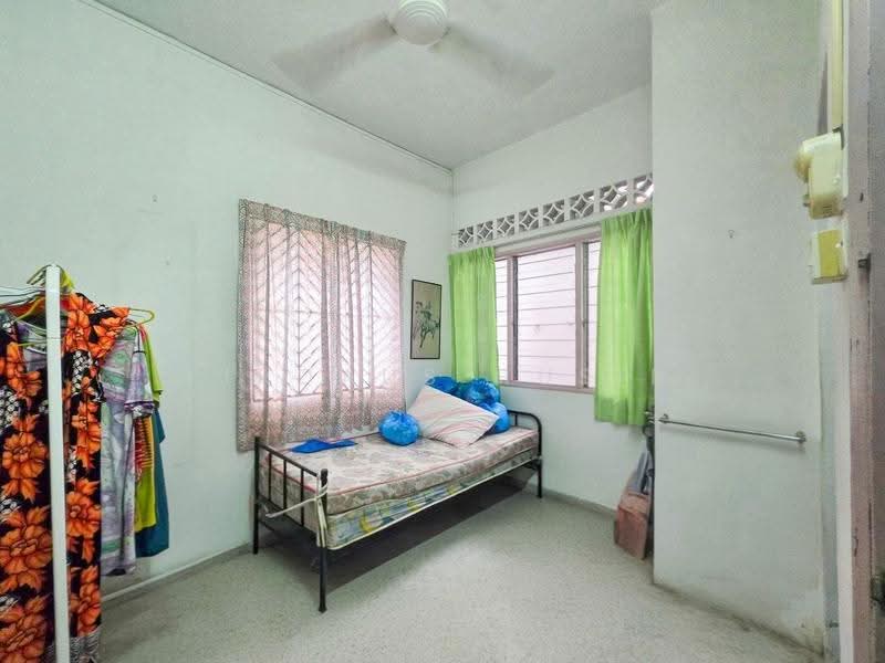 Rumah Teres 2-Tingkat untuk Dijual di Taman Maluri (Cheras) - Firdaus Husin - PropertyGuru.com.my