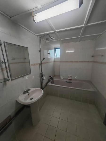 Kondominium untuk Disewa di Villa Scott - Kelly Kok - Bathroom - PropertyGuru.com.my