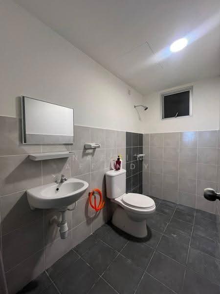 Apartment for Rent at Kita Ria @ Cybersouth - Nazrin Affendy - Bathroom - PropertyGuru.com.my