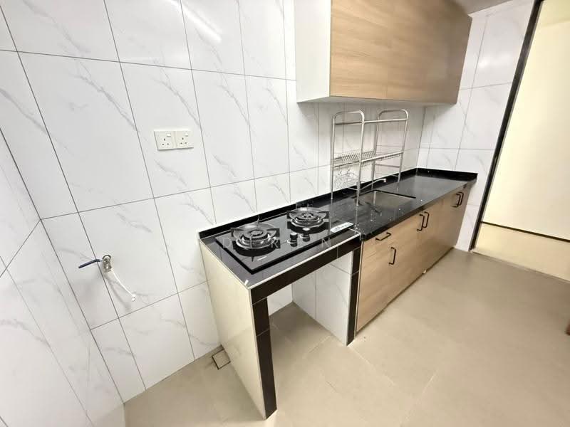 Condominium for Rent at The Fennel - Diren Tee - Kitchen - PropertyGuru.com.my