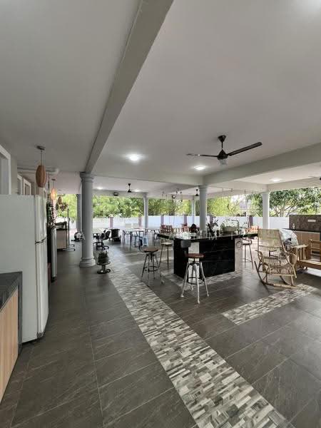 Bungalow House untuk Dijual di Bandar Warisan Puteri (Ampangan) - Adi Fahmi - Kitchen - PropertyGuru.com.my