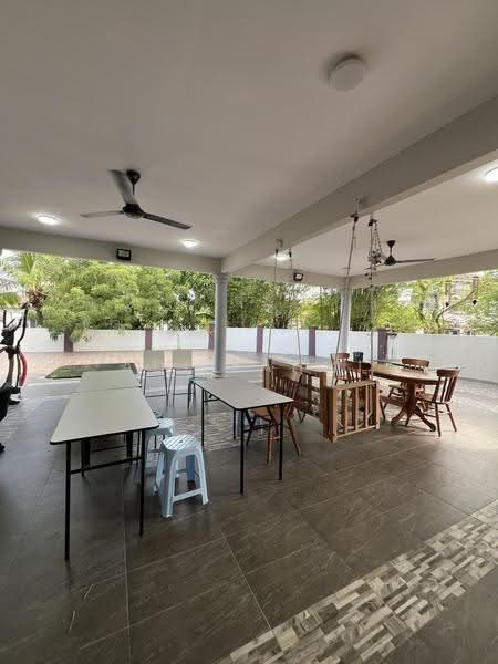 Bungalow House untuk Dijual di Bandar Warisan Puteri (Ampangan) - Adi Fahmi - Exterior - PropertyGuru.com.my