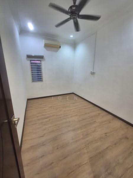 Rumah Kluster untuk Dijual di Taman Johor Jaya (Johor Bahru) - Iden Tan - Interior - PropertyGuru.com.my
