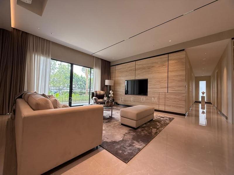 Kondominium untuk Dijual di Aosis Mont Kiara - Zev Sheum - Living Room - PropertyGuru.com.my