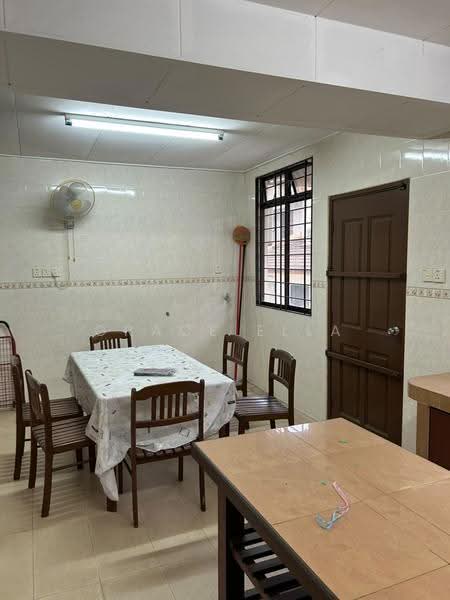 Rumah Teres 2-Tingkat untuk Disewa di Taman Desa Tebrau (Tebrau) - Grace Ella - Dining Room - PropertyGuru.com.my