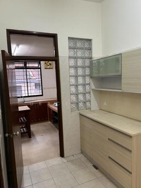 Rumah Teres 2-Tingkat untuk Disewa di Taman Desa Tebrau (Tebrau) - Grace Ella - Kitchen - PropertyGuru.com.my