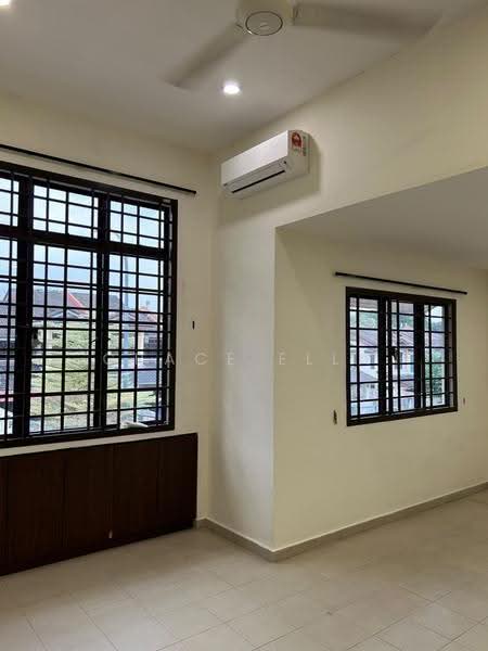 Rumah Teres 2-Tingkat untuk Disewa di Taman Desa Tebrau (Tebrau) - Grace Ella - Interior - PropertyGuru.com.my