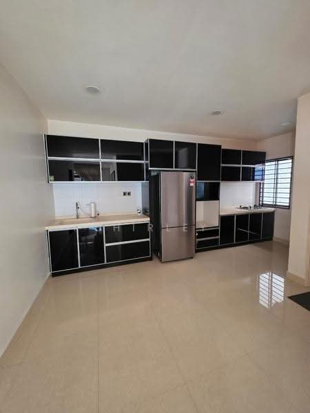 Semi-Detached House for Sale in Taman Perling (Perling) - Shirley Pang - Kitchen - PropertyGuru.com.my