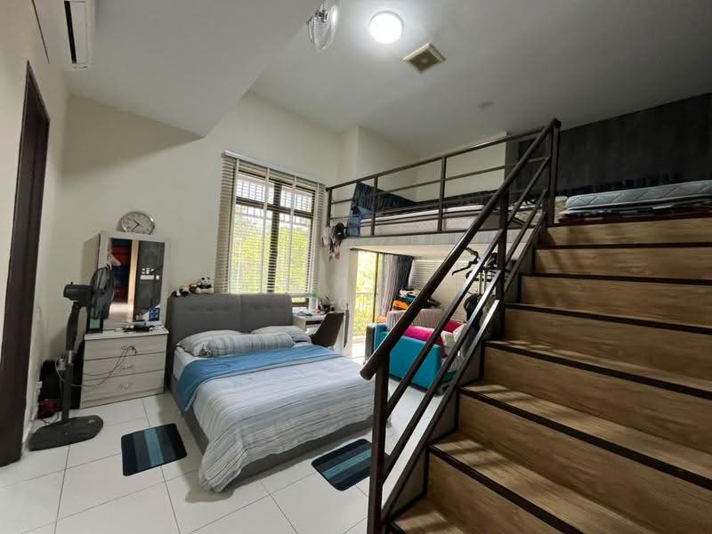 Rumah Kluster untuk Dijual di Setia Tropika (Johor Bahru) - Tok CJ - Bedroom - PropertyGuru.com.my