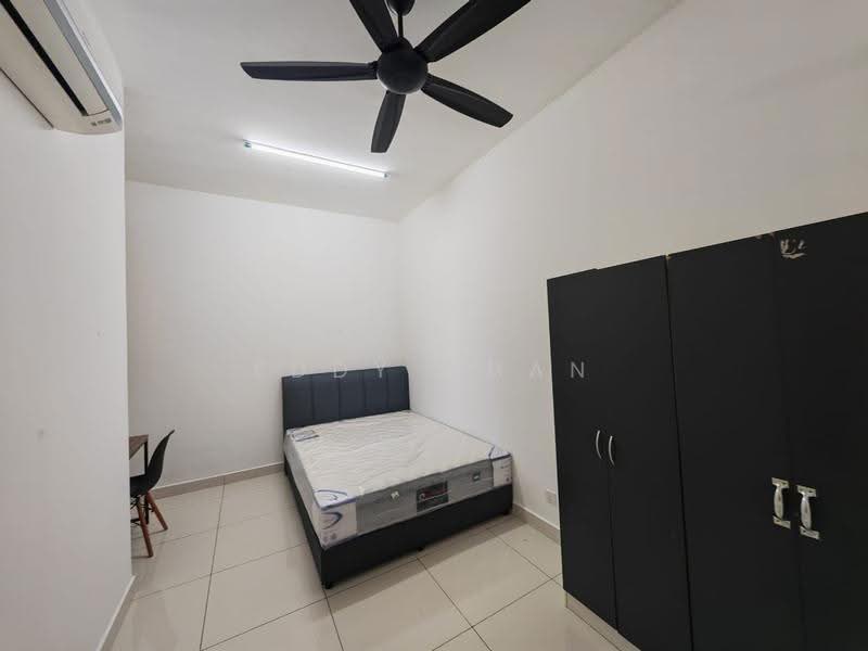 Kediaman Servis untuk Dijual di Eco Nest - Eddy Chan - Bedroom - PropertyGuru.com.my