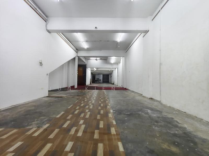 Kedai untuk Disewa di Ampang (Selangor) - Jun Kien Chu - PropertyGuru.com.my