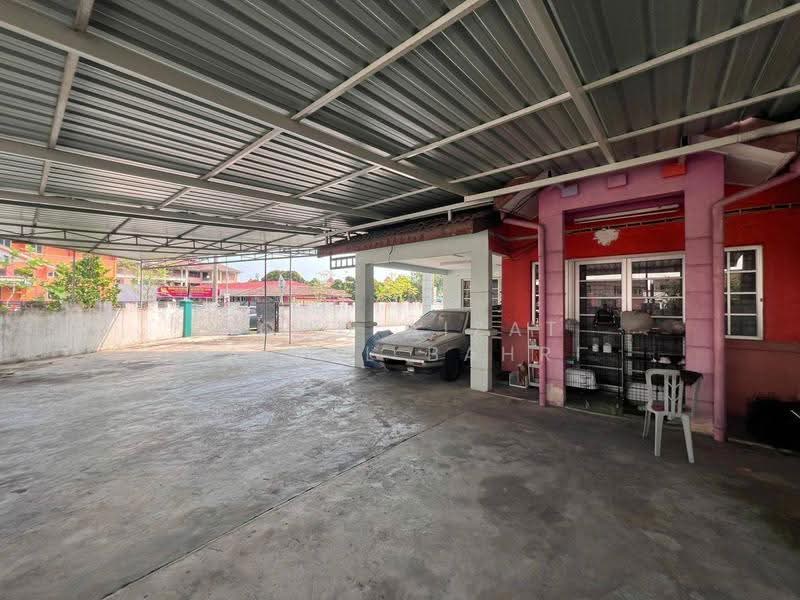 2-storey Terraced House for Sale in Bandar Baru Bangi (Selangor) - Mohd Aizat Saiful Bahri - Exterior - PropertyGuru.com.my