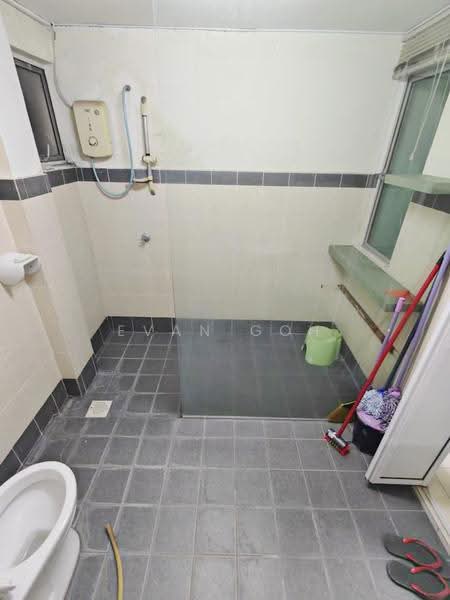 Kediaman Servis untuk Disewa di The Heron Residency - Evan Goh - Bathroom - PropertyGuru.com.my