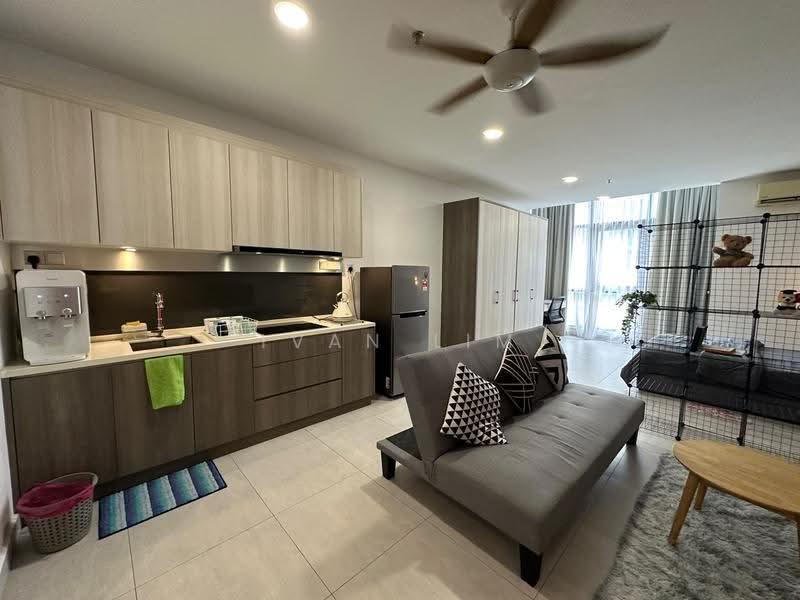 Kediaman Servis untuk Disewa di Queensville - Ivan Lim - Kitchen - PropertyGuru.com.my