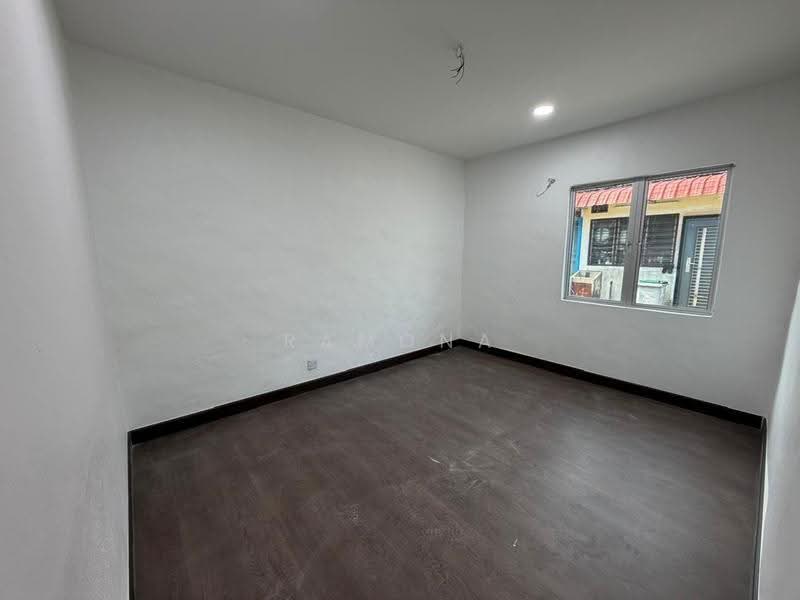 1-storey Terraced House for Sale in Taman Jati (Batu Berendam) - Ramona Tan - Interior - PropertyGuru.com.my