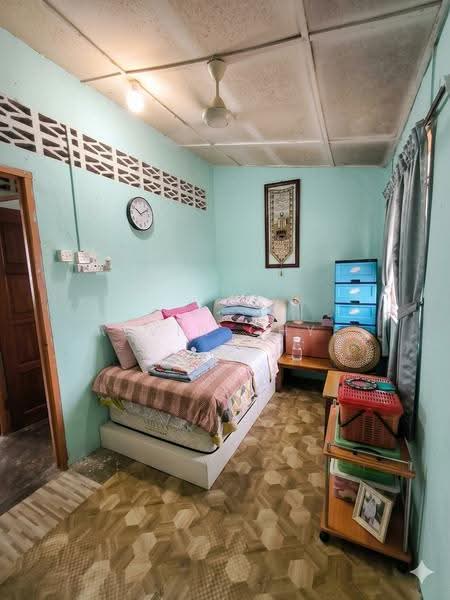 2-storey Terraced House for Sale in Taman Sri Watan (Ampang) - Alvin Chye - Bedroom - PropertyGuru.com.my