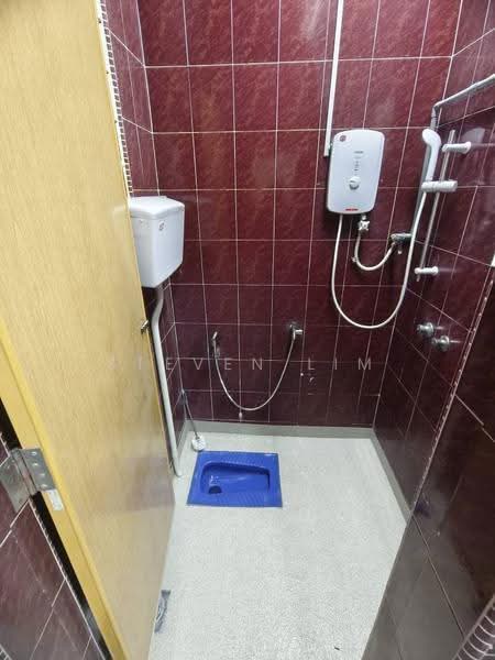 Semi-Detached House for Sale in Telok Panglima Garang (Selangor) - Steven Lim - Bathroom - PropertyGuru.com.my