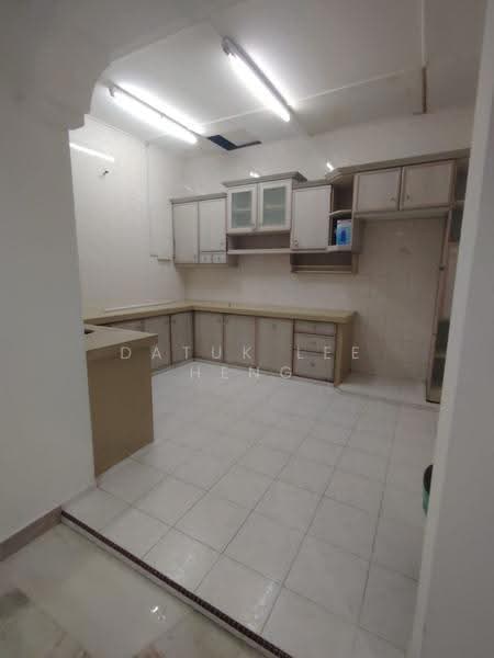 Semi-Detached House for Rent in Taman Chateau (Ipoh) - Datuk Lee Heng - PropertyGuru.com.my