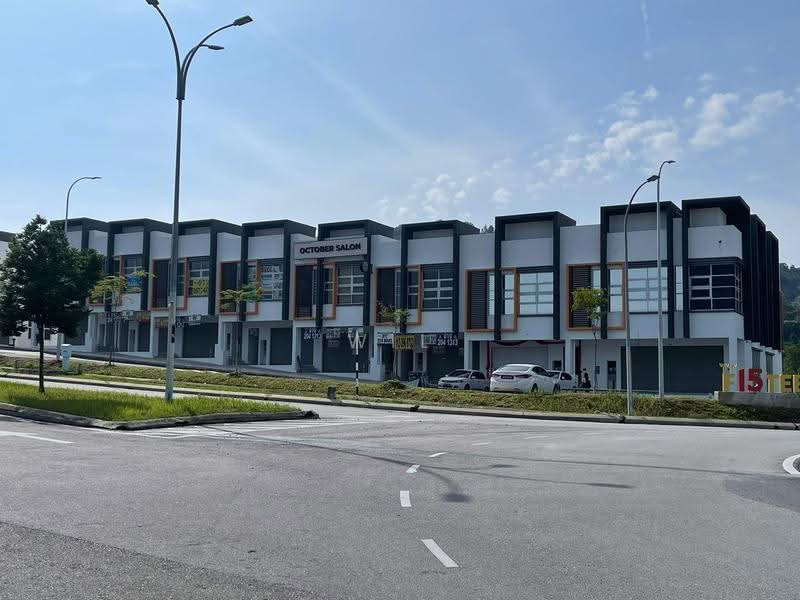 Shop / Office untuk Disewa di Taman Semanja (Kajang) - Wil Koh - Exterior - PropertyGuru.com.my