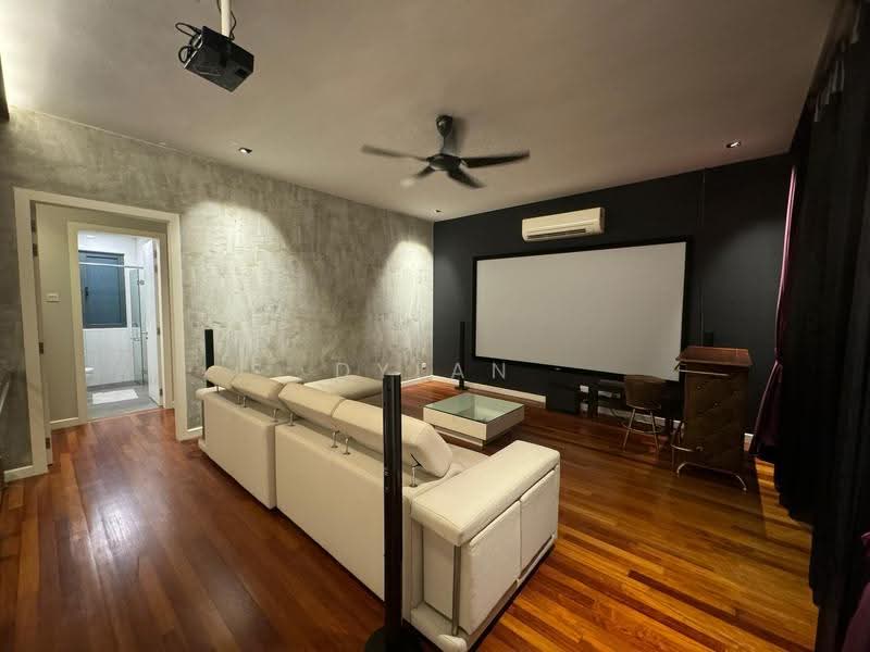 Rumah Teres 3-Tingkat untuk Dijual di Cyberjaya (Selangor) - Dylan Lai - Living Room - PropertyGuru.com.my