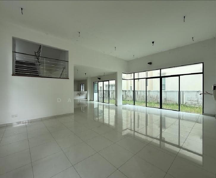 Bungalow House untuk Dijual di Alam Damai (Cheras) - Danny Voon - Living Room - PropertyGuru.com.my