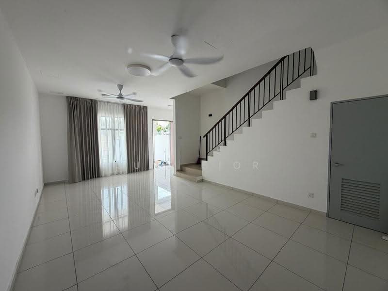 Terraced House for Rent in Johor Bahru (Johor) - Suny Sior - Living Room - PropertyGuru.com.my