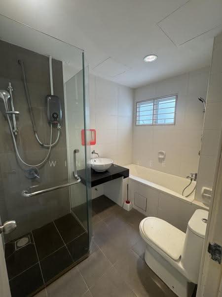 Condominium for Rent at Subang Parkhomes - Winnie Lee - Bathroom - PropertyGuru.com.my