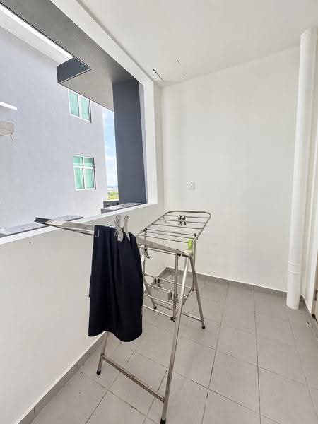 Condominium for Rent at The Sky @ Tripark - Jane Ng - Balcony - PropertyGuru.com.my