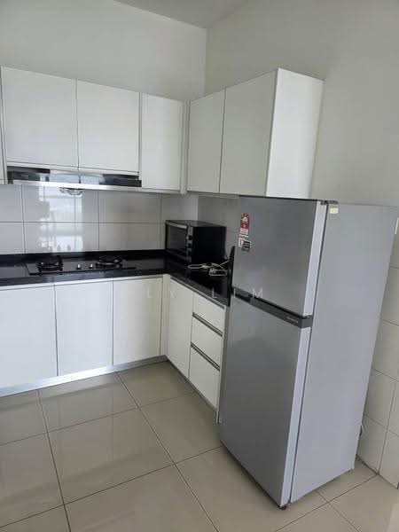 Kondominium untuk Disewa di Parkhill Residence - Fly Lim - Kitchen - PropertyGuru.com.my