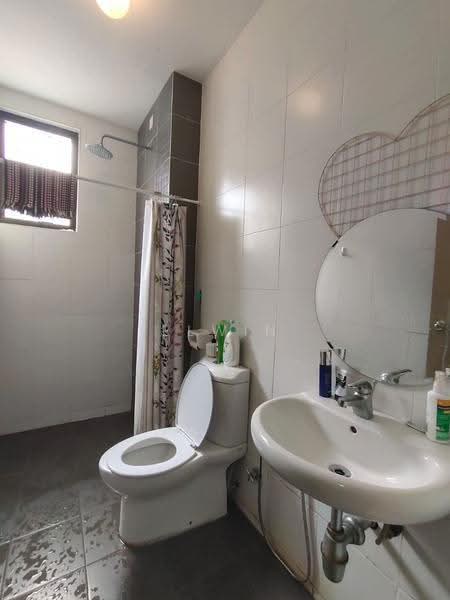 Rumah Berkembar untuk Dijual di Setia Damai (Setia Alam) - Elwin Chok - Bathroom - PropertyGuru.com.my