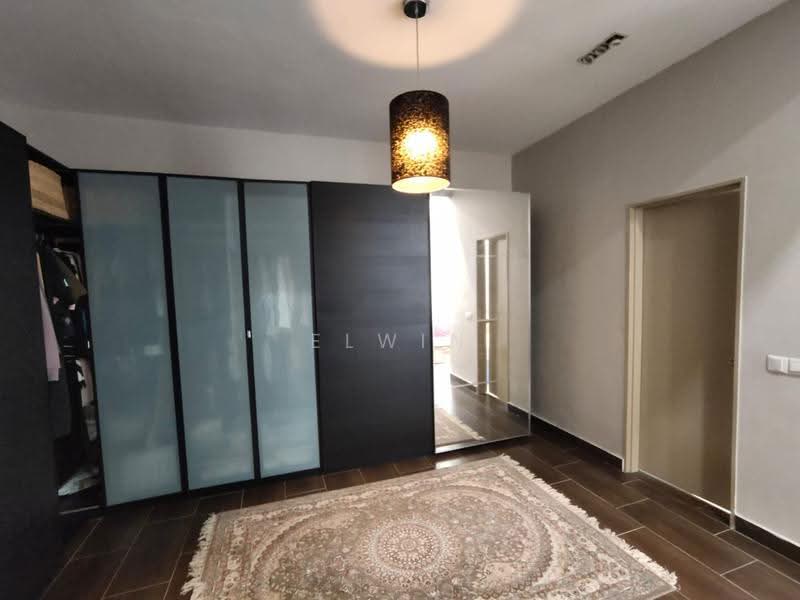 Rumah Berkembar untuk Dijual di Setia Damai (Setia Alam) - Elwin Chok - Bedroom - PropertyGuru.com.my