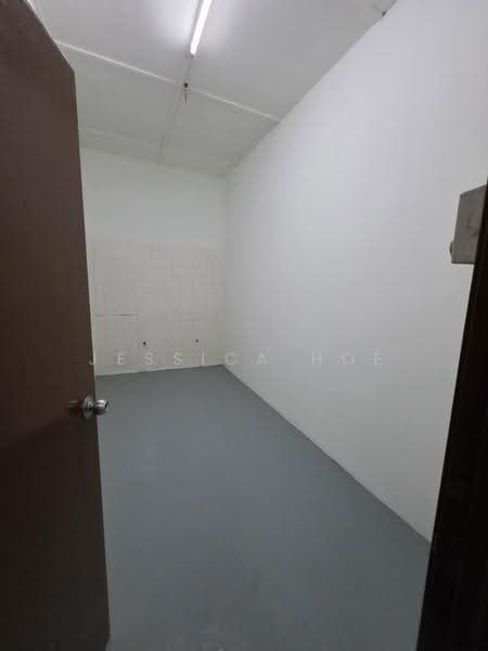 Shop / Office for Rent in Shah Alam (Selangor) - Jessica Hoe - Interior - PropertyGuru.com.my