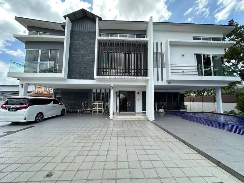 Bungalow House untuk Dijual di Usj 1 (Subang Jaya) - Carlson Chee - PropertyGuru.com.my