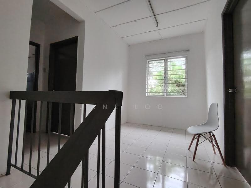 Rumah Teres 2-Tingkat untuk Disewa di Taman Putra Permai (Seri Kembangan) - Jane Loo - Interior - PropertyGuru.com.my