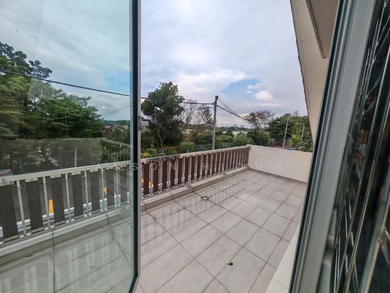 1.5-storey Terraced House for Sale in Bandar Indahpura (Kulai) - Anson Hiong - Balcony - PropertyGuru.com.my