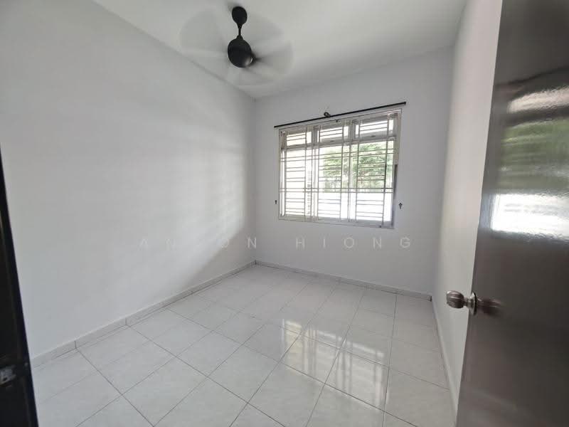 1.5-storey Terraced House for Sale in Bandar Indahpura (Kulai) - Anson Hiong - PropertyGuru.com.my