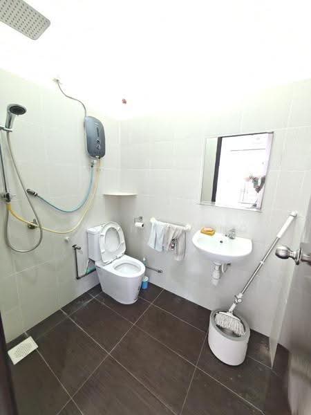 1.5-storey Terraced House for Sale in Bandar Indahpura (Kulai) - Anson Hiong - PropertyGuru.com.my