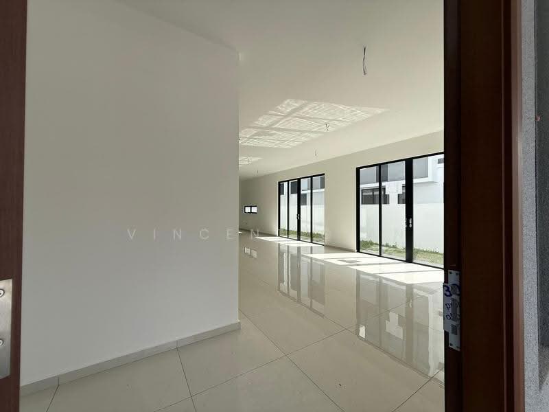 Rumah Kluster untuk Dijual di Austin Crest (Johor Bahru) - Vincent Gian - PropertyGuru.com.my